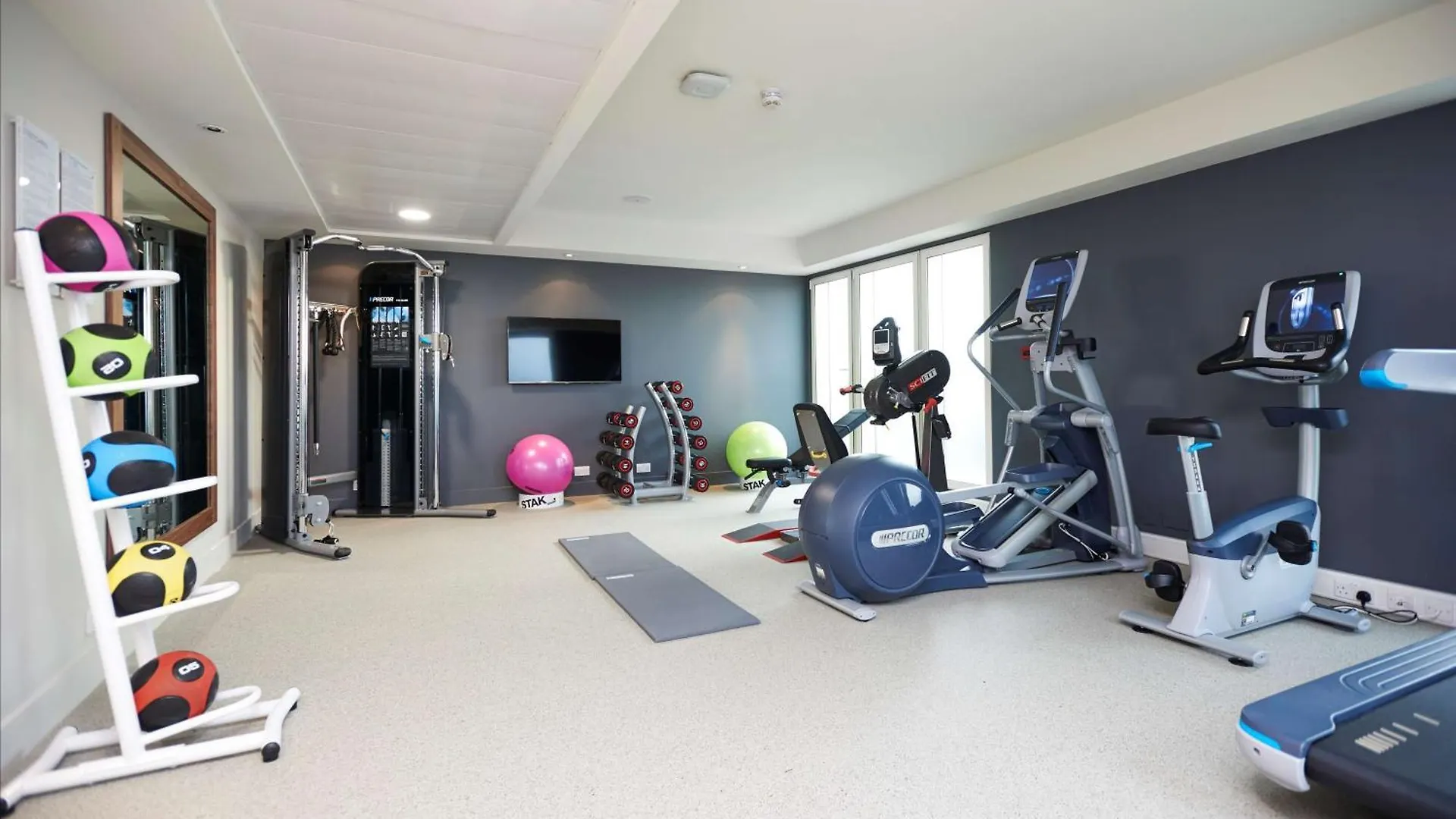 Doubletree By Hilton London Excel Hotel