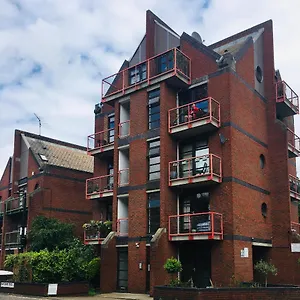 Apartment One-bedroom Rotherhithe/bermondsey Flat, Central London, Uk, London