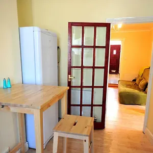 Apartamento East End Garden Flat